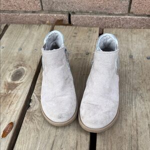 Jumping Beans Mune Glitter Toddler Girls Ankle Boots in Light Gray Size 11